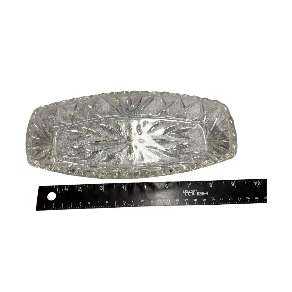 Vintage Pressed Glass Celery Relish Dish Starburst Leaf 9 Inch Clear - Picture 4 of 6